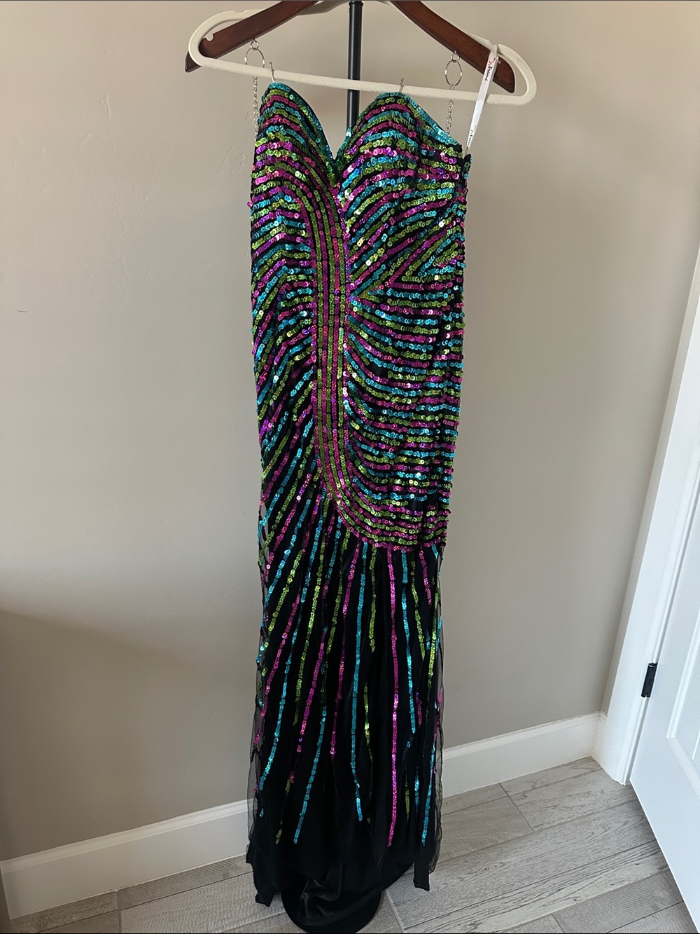 Black Sequin Mermaid Evening Dress with Multicolor Accents
